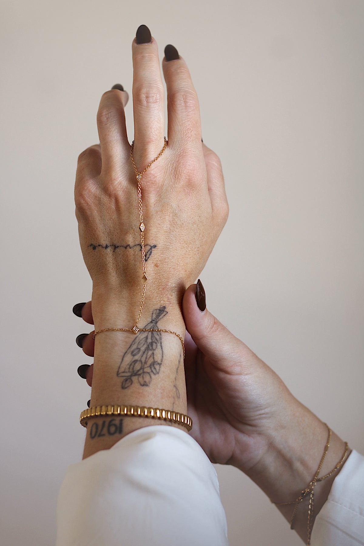 Jane Hand Chain