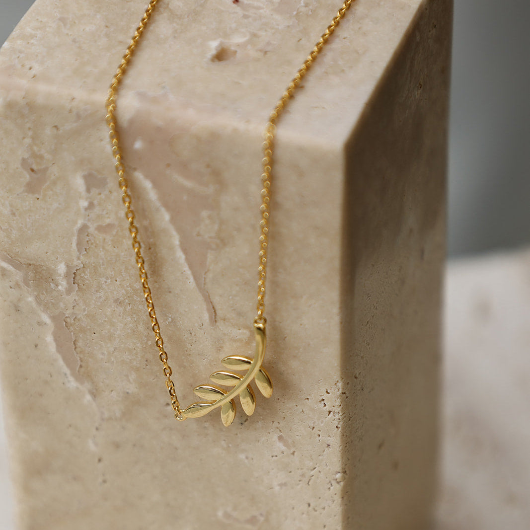 Verity Leaf Necklace