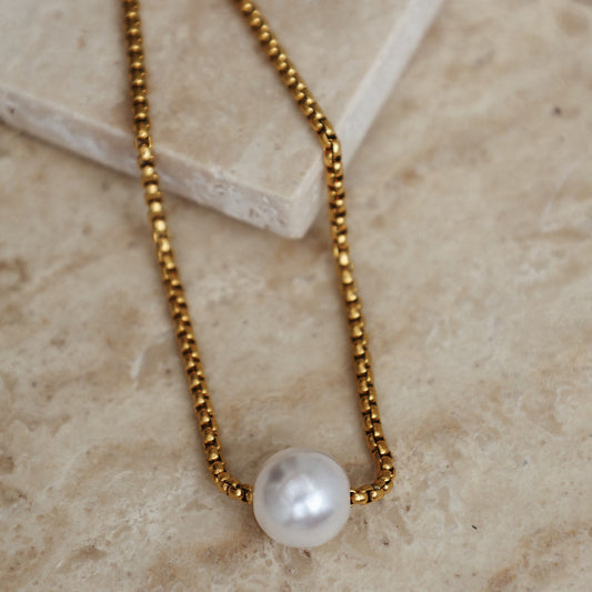 Vivienne Pearl Bracelet