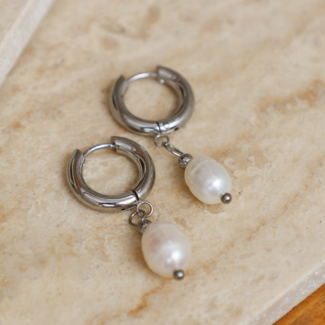 Genevieve Pearl Hoops